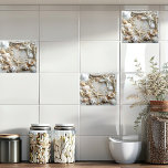 Zeesterren parels schelpen Driftwood Beach Tegeltje<br><div class="desc">zeesterren,  schelpen,  drijfhout en witte parels op zacht wit zand.</div>
