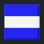 Zeevlagsignaal letter J (Juliet) Magneet<br><div class="desc">Nautische vlag signaal letter J vierkante koelkast magneet. Vierkante marine signaal nautische alfabet vlag "Juliet" - letter J met blauw en witte kleur bars magneet.</div>