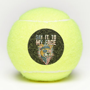 Zeg het tegen mijn gezicht grappige moeder hond tennisballen