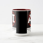 Zeg nee tegen AI 'Art'-Afbeeldingen Tweekleurige Koffiemok (Center)