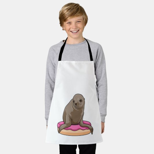 Zegel met Donut Schort (Gedragen)