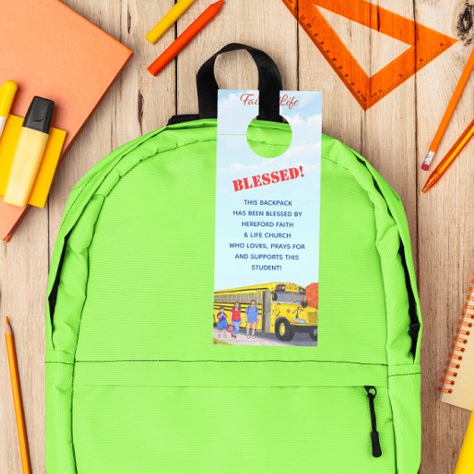 Zegening van de Rugzakken School Bus Church Label Deurhanger