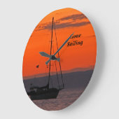 Zeilboot bij Sunset Clock, Oranje Sky Grote Klok (Hoek)