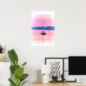 Zeilboot drijft vroeg in de ochtend licht. poster (Thuiskantoor)