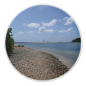 Zeilboot in de buurt van St. Thomas Keramische Knop (Voorkant)