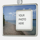 Zeilboot in de buurt van St. Thomas Verzilverd Omlijst Ornament (Links)