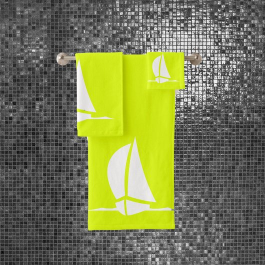 zeilboot & kompas in neon geel bad handdoek