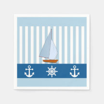 Zeilboot met anker en scheepswiel