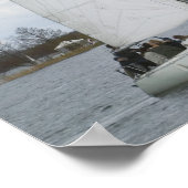 Zeilboot met eilandkasteel aan het Galve-meer, Poster (Hoek)