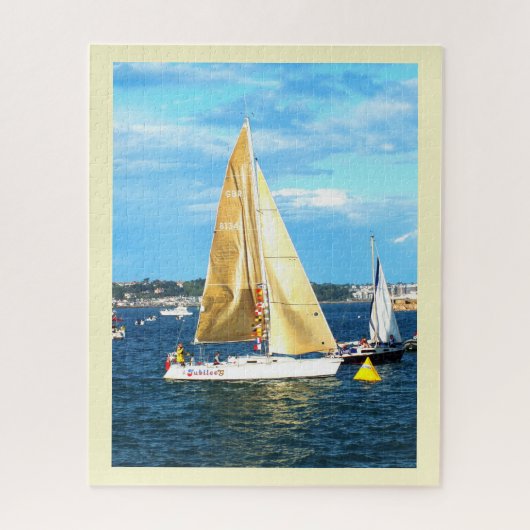 Zeilboot met gouden zeilen op Jersey Legpuzzel (Verticaal)