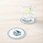 Zeilboot met zeeblauwe zeewind ronde kartonnen onderzetter (Insitu)