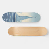 Zeilboot op de hoge zeeen persoonlijk skateboard (Horizontaal)