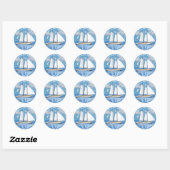 Zeilboot op kalm water ronde sticker (Vel)