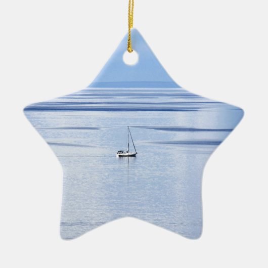 Zeilboot op zee, Nautisch, blauw waterhemel Keramisch Ornament (Voorkant)
