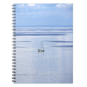 Zeilboot op zee, Nautisch, blauw waterhemel Notitieboek