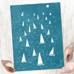 Zeilboot Seascape Briefkaart<br><div class="desc">Een zeilbootrace op een blauwgroen groene oceaan. Ideaal voor je favoriete zeiler,  jachthracer en regatta fan. Originele nautische kunst van Nic Squirrell.</div>