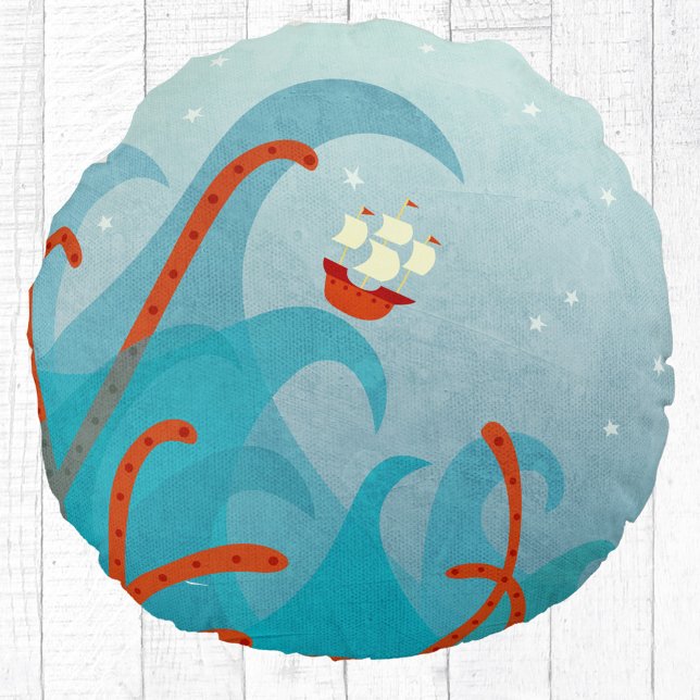Zeilboot Zee Monster Fun Rond Kussen (Sailing boat and sea monster fun adventure pillow)