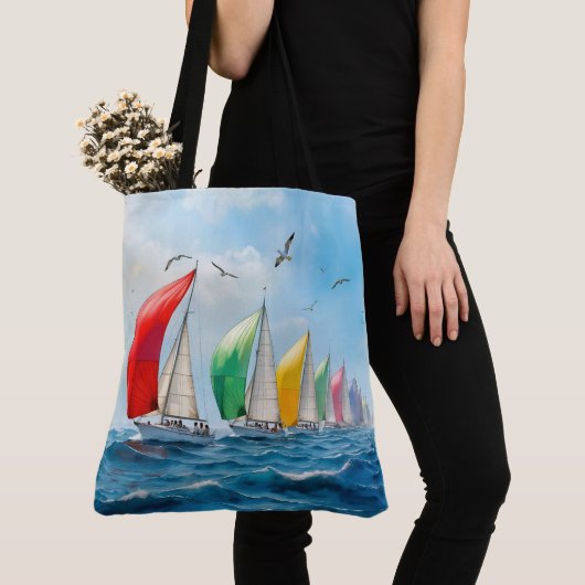 Zeilbootrace op volle zee tote bag (Dichtbij)