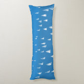 Zeilboten in diep blauw Zee - Regatta Sailships Lichaamskussen (Achterkant (Verticaal))