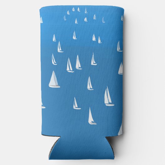 Zeilboten in diep blauw Zee - Regatta Sailships Seltzer Blikjeskoeler (Achterkant)