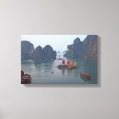 Zeilboten in Ha Long Bay - Vietnam, Azië Canvas Afdruk (Voorkant)