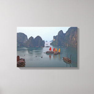 Zeilboten in Ha Long Bay - Vietnam, Azië Canvas Afdruk