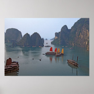 Zeilboten in Ha Long Bay - Vietnam, Azië Poster