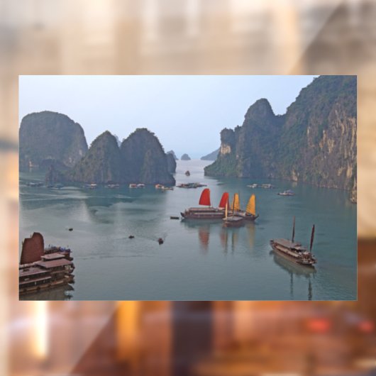 Zeilboten in Ha Long Bay - Vietnam, Azië Raamsticker (Vel 2)