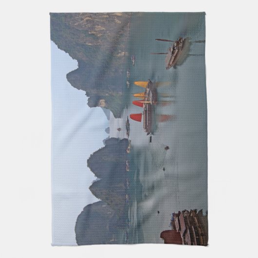 Zeilboten in Ha Long Bay - Vietnam, Azië Theedoek (Verticaal)