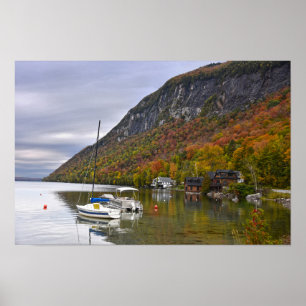 Zeilboten in rust op Lake Willoughby, Vermont Poster