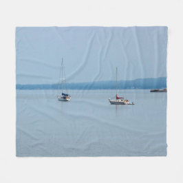 Zeilboten op de rivier fleece deken