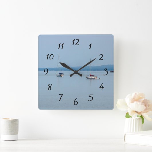 Zeilboten op de rivier vierkante klok (Huis)