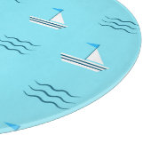 Zeilboten op het blauw Zee Snijplank (Hoek)