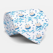 Zeilen in Summer Bliss:  Schepen en Blauw Stropdas (Opgerold)