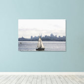 Zeilen langs de skyline van San Francisco Canvas Afdruk (Insitu (Houten vloer))