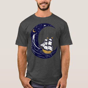 Zeilen op de maan bij het Zee 's nachts T-shirt