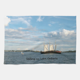 Zeilen op Lake Ontario Keukenhanddoek