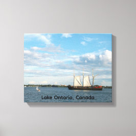 Zeilen op Lake Ontario op Gespannen Canvas Afdruk