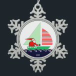 Zeilkerst Collectible Tin Sneeuwvlok Ornament<br><div class="desc">Creatief zeilen kerstornament vakantie cadeau met Kerstman in een zeilboot. Om te personaliseren bewerk tekst om naam en het jaar toe te voegen.</div>