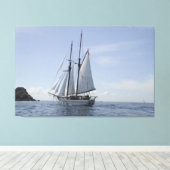 Zeilschip met duidelijke Skies canvas Afdruk (Insitu (Houten vloer))