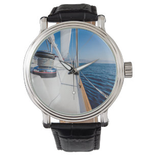 zeilschip op het zee horloge