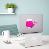 Zeilwalvis, kleine walvis, taarvis, roze walvis sticker (Laptop op bureau)