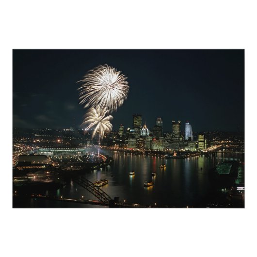ZELDEN-Pittsburgh 's nachts met vuurwerk Foto Afdruk (Voorkant)