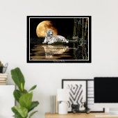 ZELDZAME WIT-TIGER EN MOON Art Prints & Posters (Thuiskantoor)