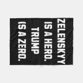 Zelenskyy is een held. fleece deken (Voorkant (Horizontaal))