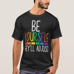 Zelf zullen ze de LGBTQ-regenboogvlag aanpassen T-shirt