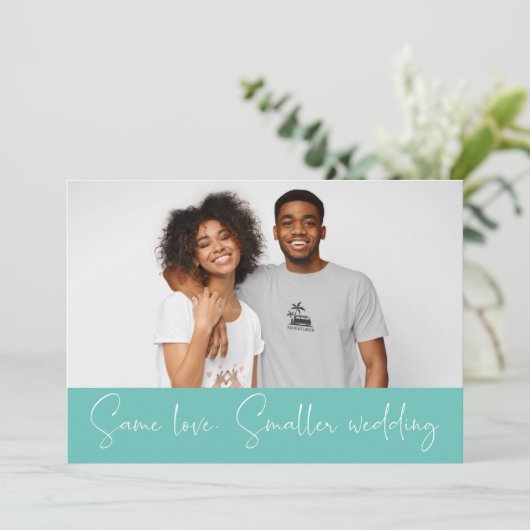Zelfde Love Smaller Weddenschap Downsize Foto Blau Aankondiging (Staand voorkant)