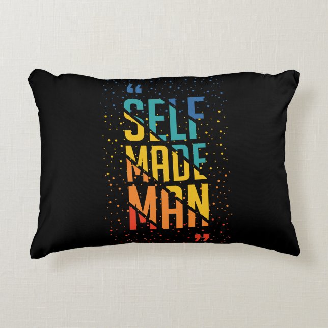 Zelfgemaakt Man – LGBTQ+ Trans Pride Accent Kussen (Voorkant)