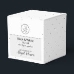 Zelfgemaakte bad & body verpakking | Zwart-wit Bedankdoosjes<br><div class="desc">Voor uw handgemaakte en zelfgemaakte suikerscrubs, lotions, crèmes, bodybutters en zeep, kunt u deze doos aanpassen aan uw recept. Volledig aanpasbaar, zodat het kan worden gebruikt voor elke geur of smaak — en niet alleen bad- en lichaamscadeaus. We hebben deze zwart-wit geschenkdozen gemaakt, zodat ze kunnen worden gepersonaliseerd voor veel...</div>