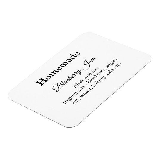 Zelfgemaakte bosbessen jam gemaakt met liefde en t magneet (Linkerzijde)